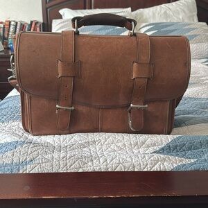 Korchmar Garfield Leather Messenger Bag